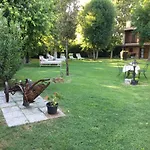 בית חווה Societa Agricola Le La Dondina