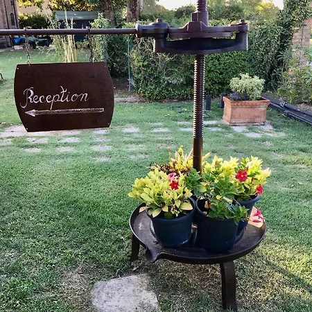 Societa Agricola Le La Dondina Alojamento de Turismo Rural *