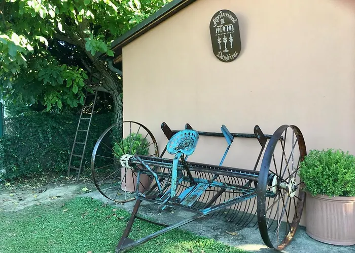 Societa Agricola Le La Dondina Feriegård *