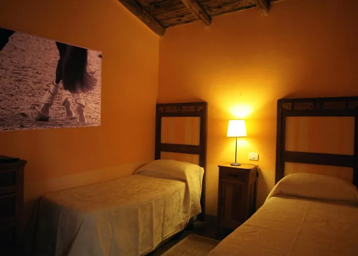 Κατάλυμα σε φάρμα Societa Agricola Le La Dondina